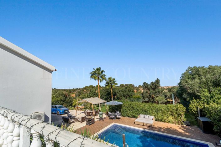 Image No.47-7 Bed Property for sale