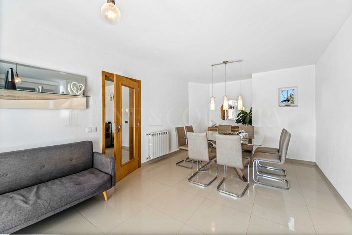 Image No.7-7 Bed Property for sale