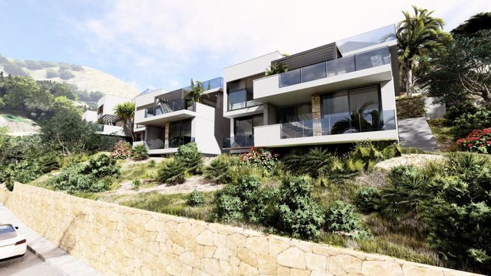Image No.1-4 Bed Villa for sale