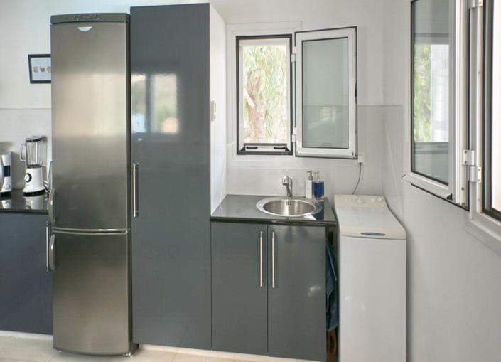 Image No.9-2 Bed Villa / Detached for sale