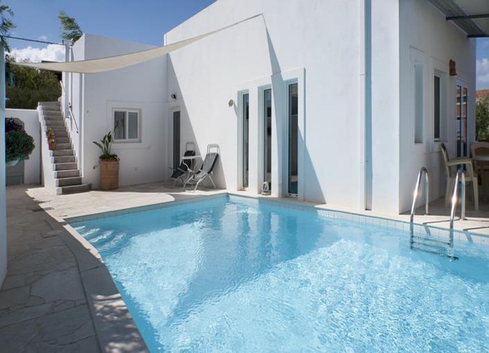 Image No.17-2 Bed Villa / Detached for sale