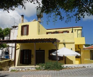 Maison de village de 3 chambres à vendre à Neapoli