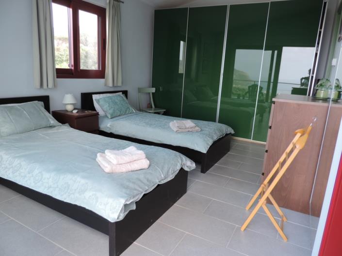 Image No.10-4 Bed Villa for sale