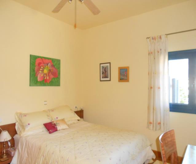 Image No.12-3 Bed Villa / Detached for sale