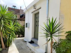 Image No.0-1 Bed Village House for sale