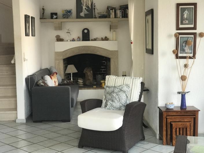 Image No.4-2 Bed House for sale