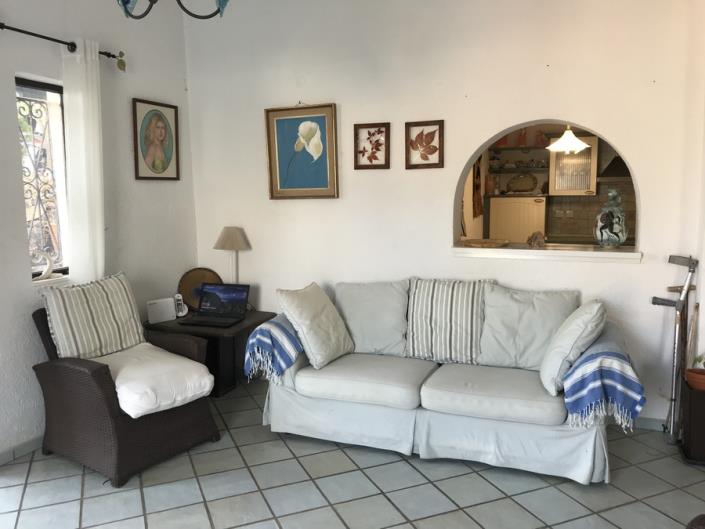 Image No.6-2 Bed House for sale