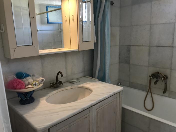 Image No.28-2 Bed House for sale