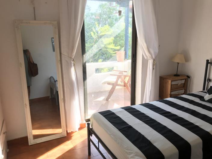 Image No.30-2 Bed House for sale