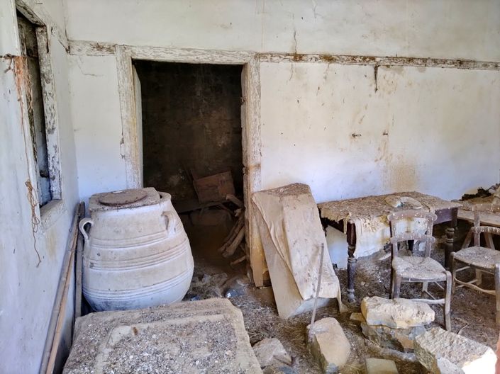 Image No.12-1 Bed House for sale