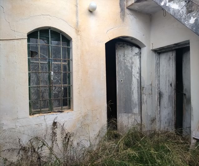 Image No.2-3 Bed House for sale