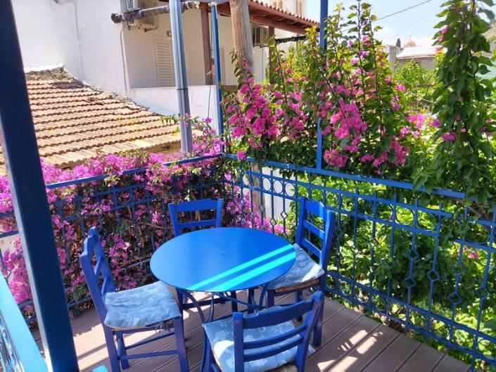 Image No.25-2 Bed Village House for sale