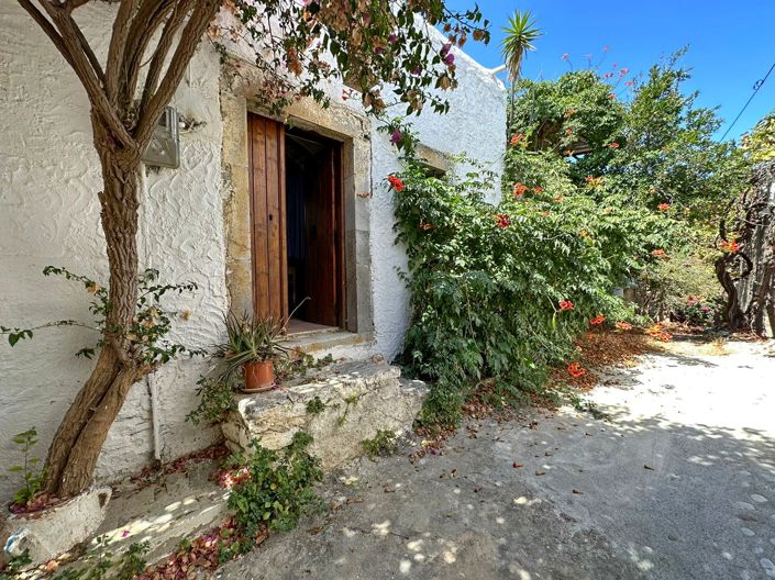 Image No.18-4 Bed House for sale