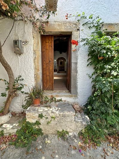 Image No.24-4 Bed House for sale