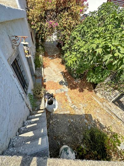 Image No.28-4 Bed House for sale