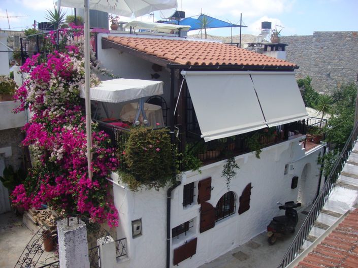 Image No.1-3 Bed House for sale