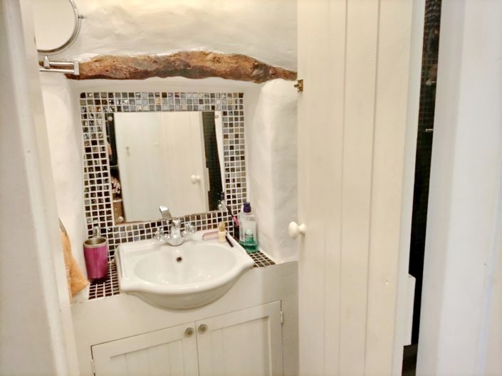 Image No.22-3 Bed House for sale