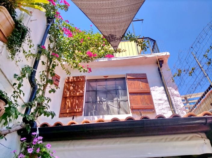 Image No.9-3 Bed House for sale