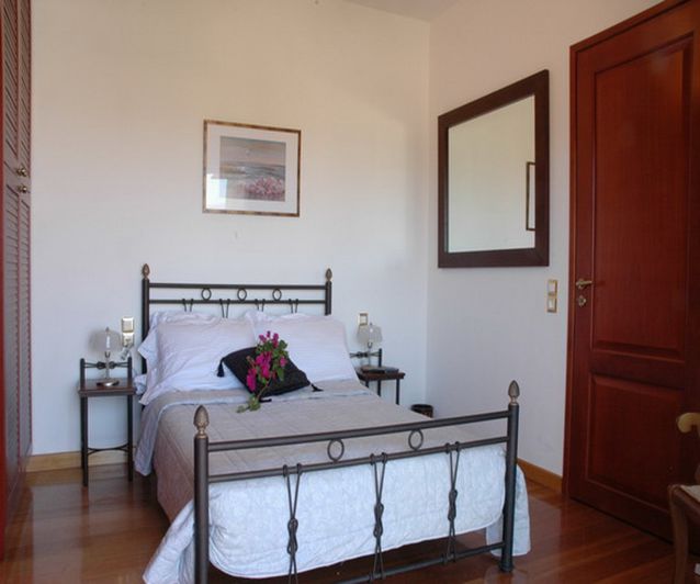 Image No.11-8 Bed Villa for sale