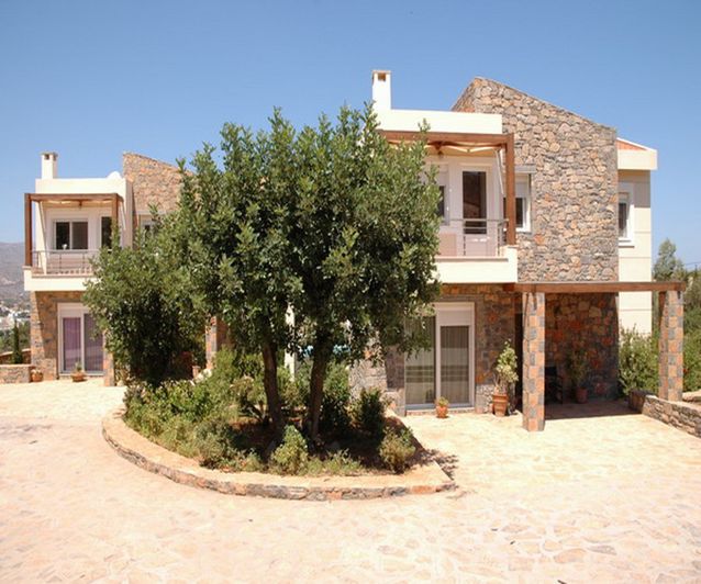 Image No.2-8 Bed Villa for sale