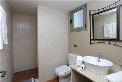 villas-bathroom-shower-toilet-and-washing-bas