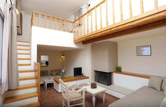 Image No.40-Villa de 11 chambres à vendre à Achlada