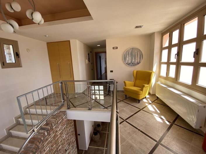 Image No.37-6 Bed Villa for sale