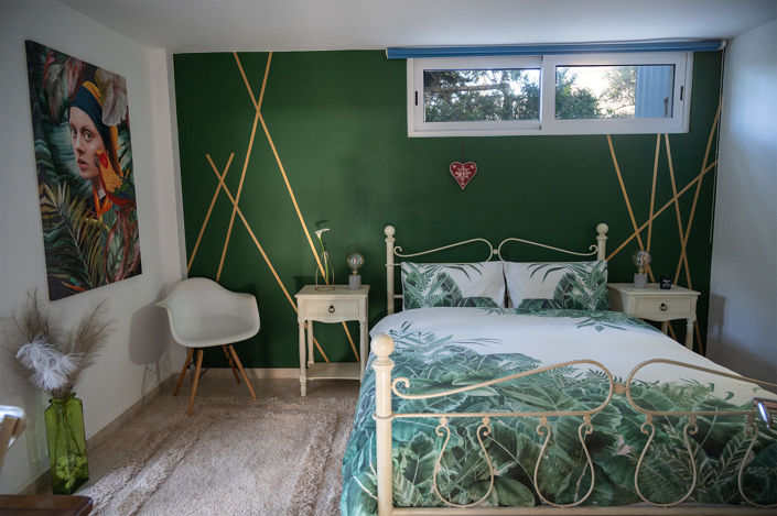 Image No.17-4 Bed House for sale