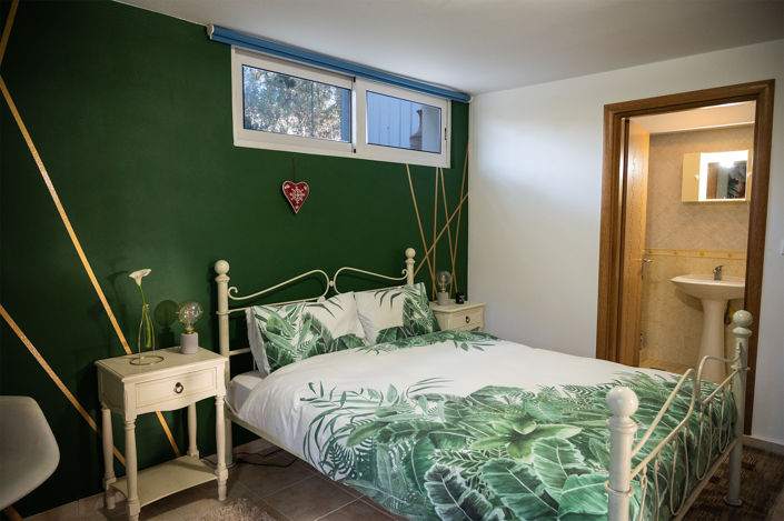 Image No.18-4 Bed House for sale