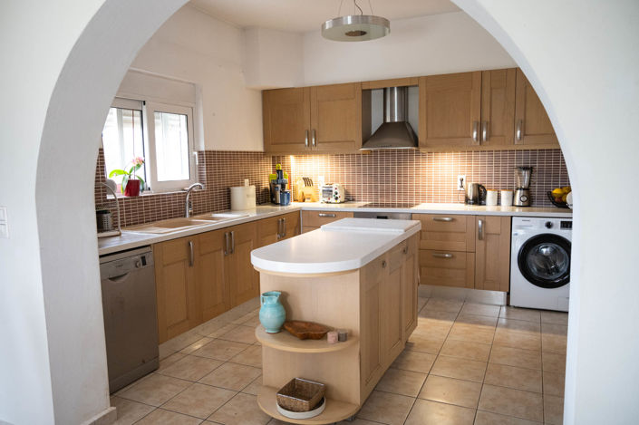 Image No.34-4 Bed House for sale