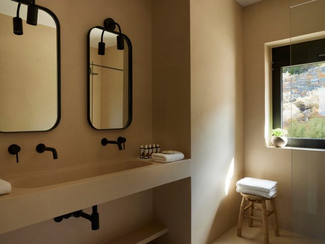 Image No.13-8 Bed Villa for sale