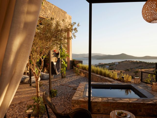 Image No.5-8 Bed Villa for sale