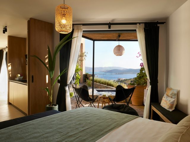 Image No.9-8 Bed Villa for sale