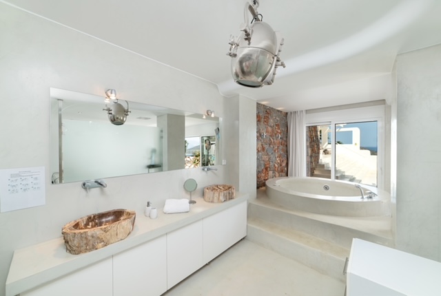 Image No.20-5 Bed Villa for sale