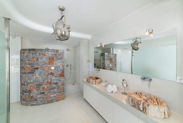 Image No.21-5 Bed Villa for sale