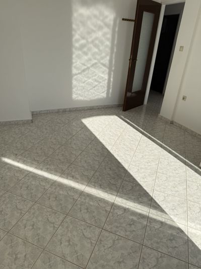 Image No.11-2 Bed House for sale