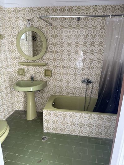 Image No.12-2 Bed House for sale