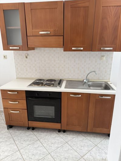 Image No.5-2 Bed House for sale