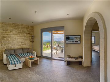 volla-vouno-wohnzimmer-mit-panoramablick