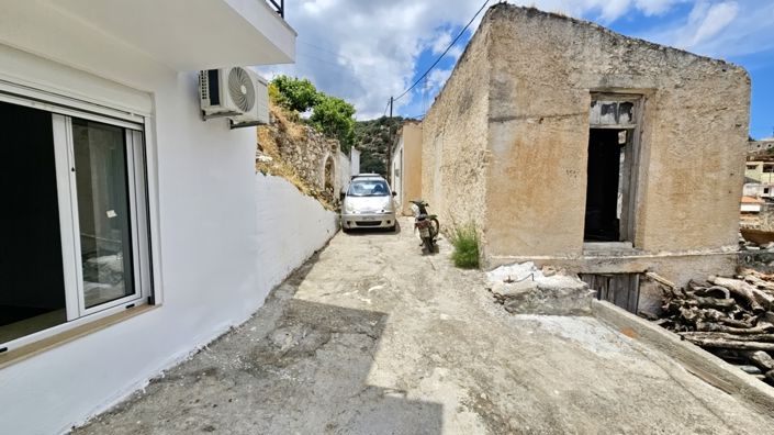 Image No.3-Maison de 3 chambres à vendre à Choumeriakos 