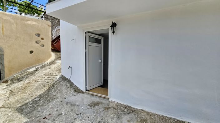 Image No.4-Maison de 3 chambres à vendre à Choumeriakos 