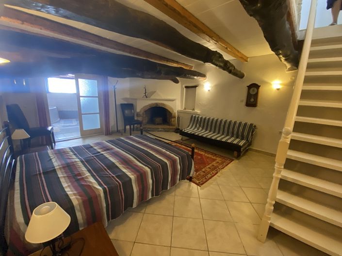 Image No.10-1 Bed House for sale