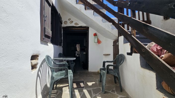 Image No.2-Maison de 2 chambres à vendre à Choumeriakos 