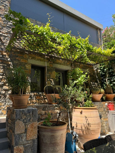 Image No.8-6 Bed Villa for sale