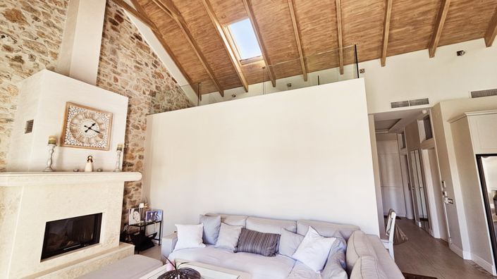 Image No.13-2 Bed Villa for sale