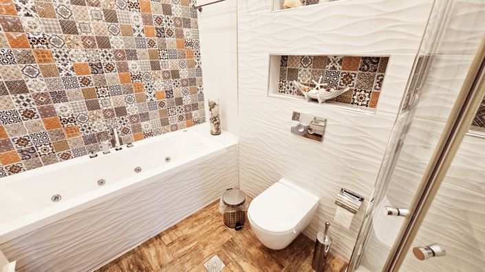 Image No.32-2 Bed Villa for sale