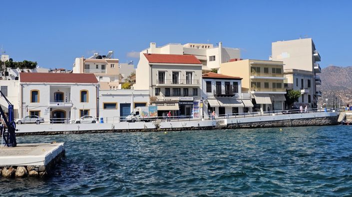 Image No.4-2 Bed Villa for sale