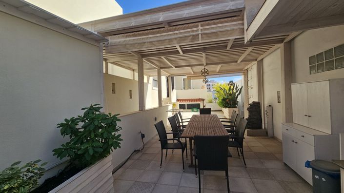 Image No.44-2 Bed Villa for sale