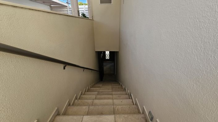 Image No.45-2 Bed Villa for sale