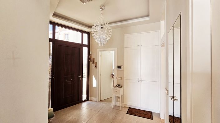 Image No.7-2 Bed Villa for sale